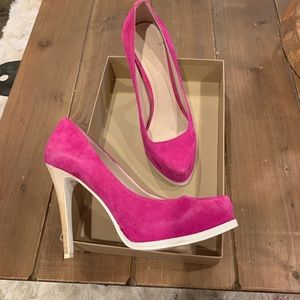 BCBGeneration Hot Pink Suede? Pumps with off white